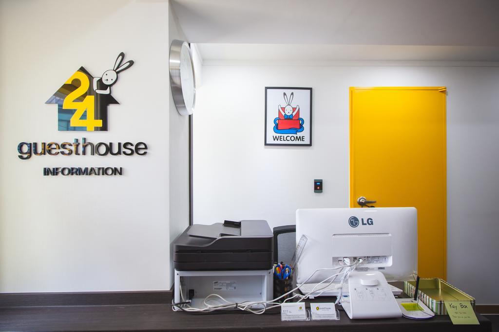 24 Guesthouse Haeundae Premier Busan Exterior photo